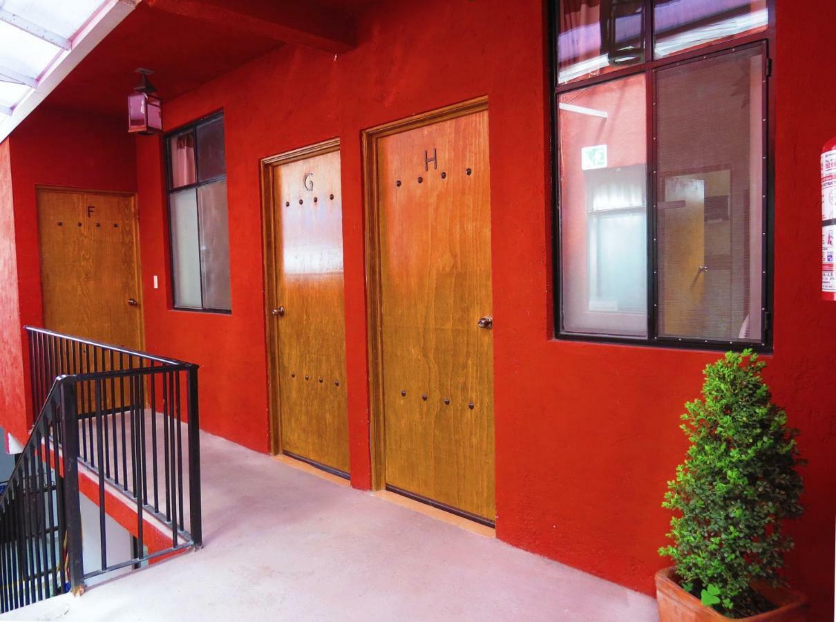 סאן מיגל דה אלנדה La Catrina Hostel מראה חיצוני תמונה